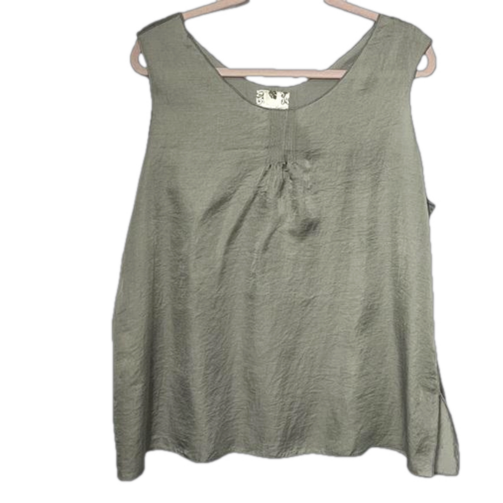 Island Breezes Sleeveless Top